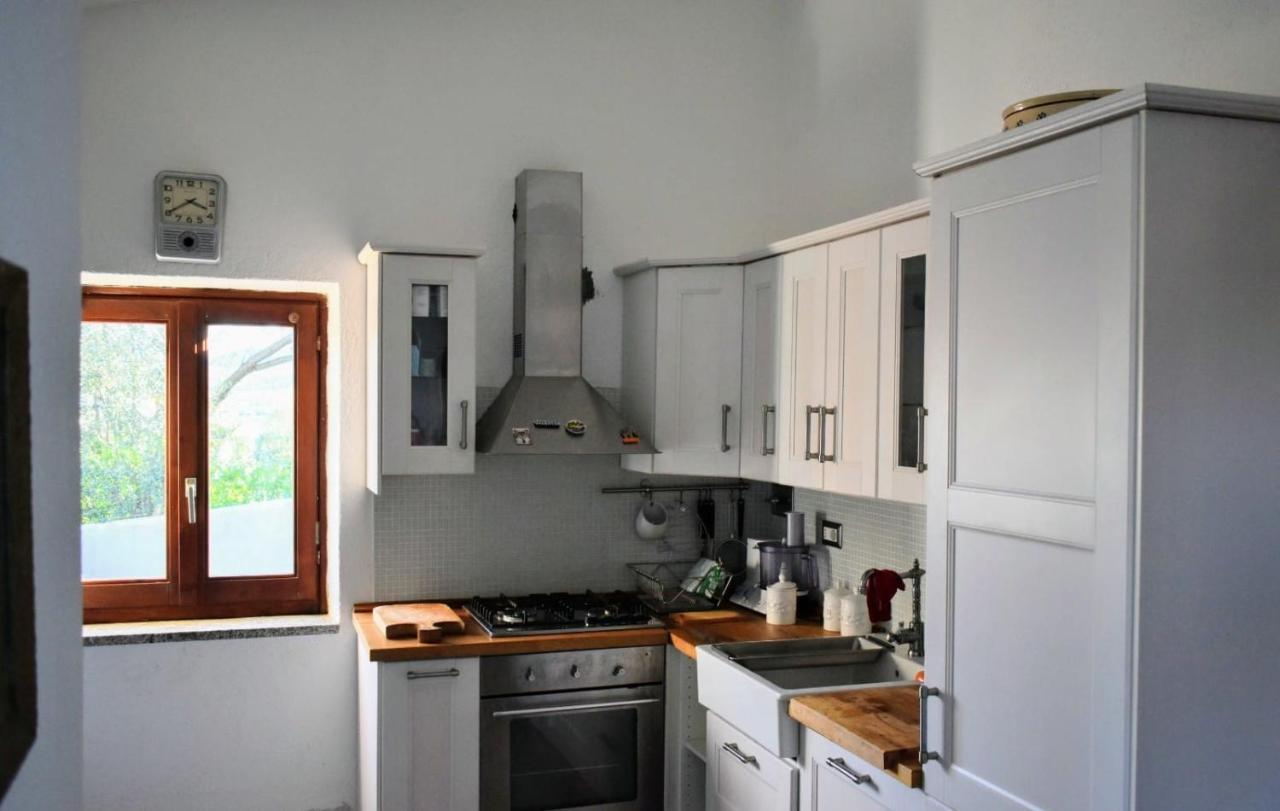 Iss Travel, Sea View Apartment Il Corbezzolo - Ground Floor With Air-Condition San Teodoro  Extérieur photo